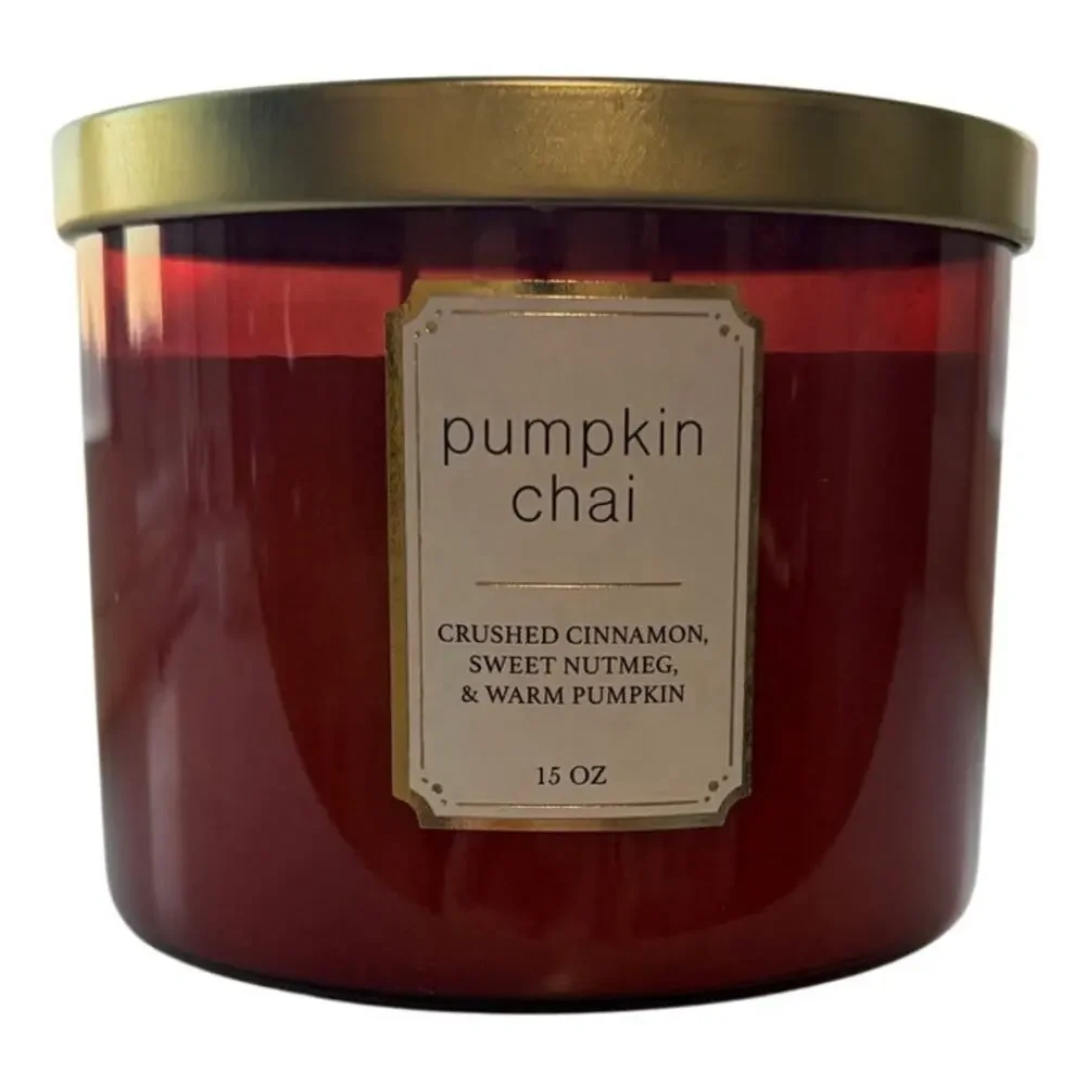Place & Time Fall Candles Pumpkin Chai 3-Wick 15oz Candle Scented NEW 25 Hr Burn